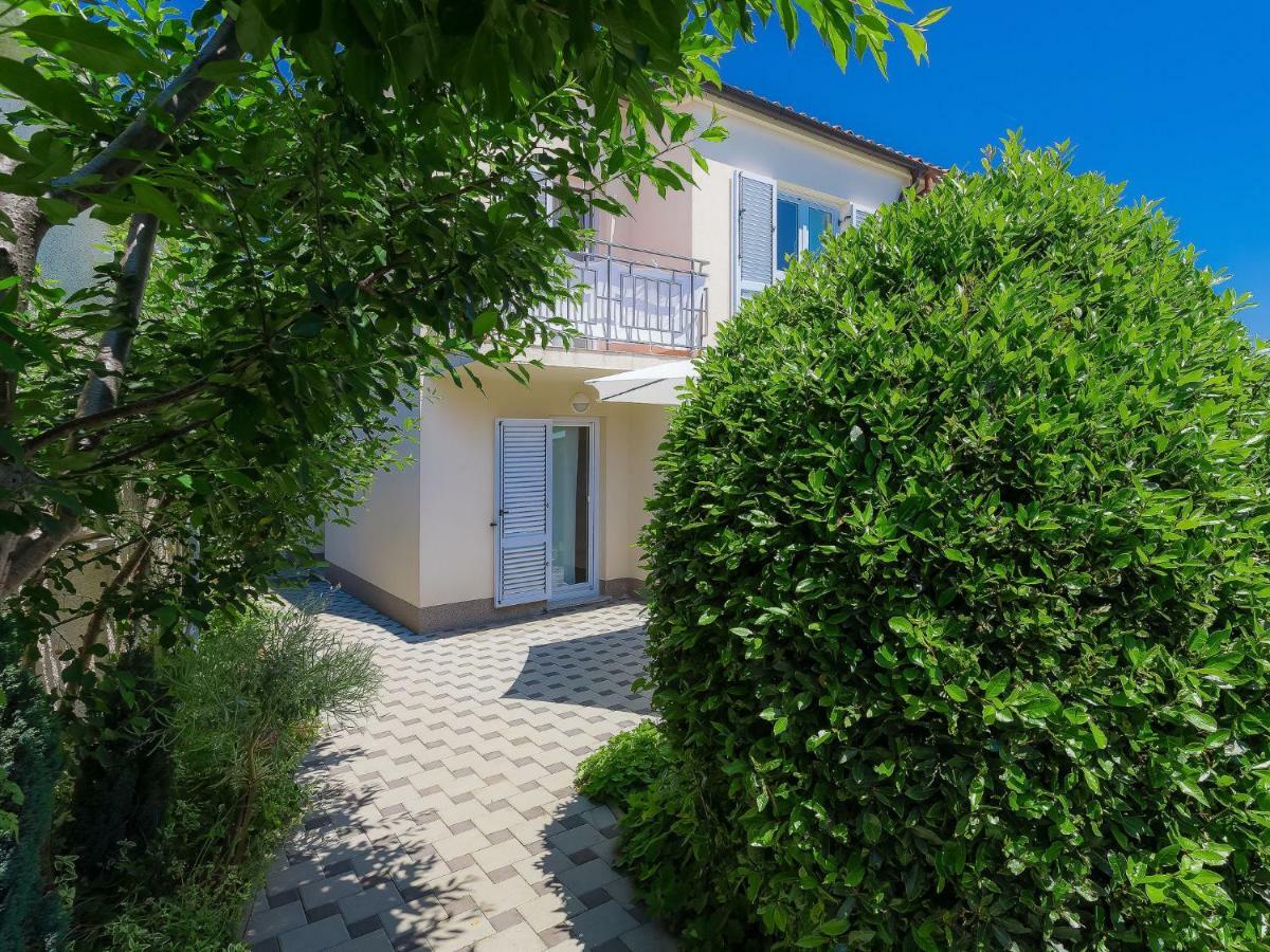 Holiday Home Gojak By Interhome プーラ エクステリア 写真