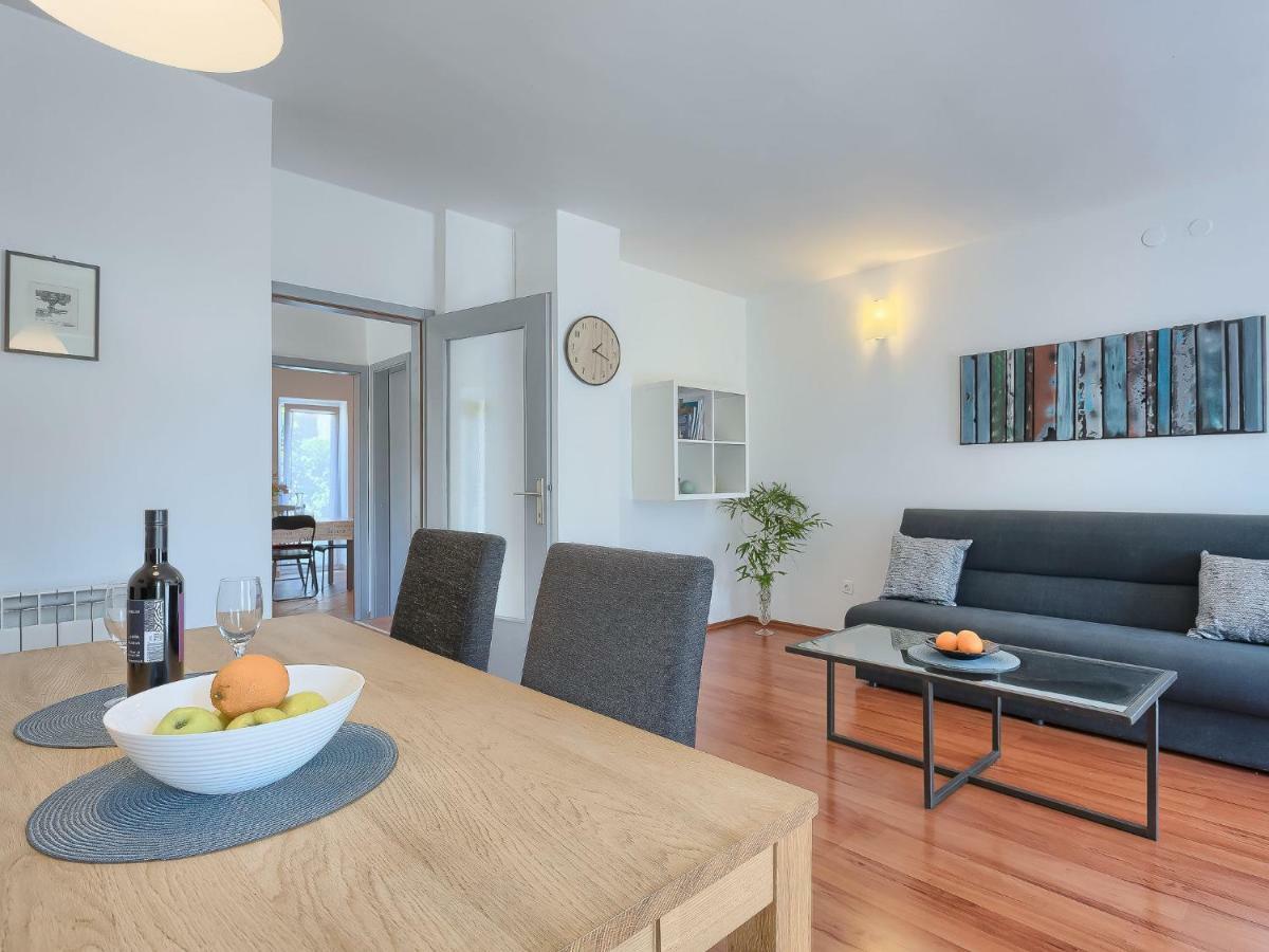 Holiday Home Gojak By Interhome プーラ エクステリア 写真